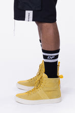 Load image into Gallery viewer, DP stripe b-ball sock / black + white
